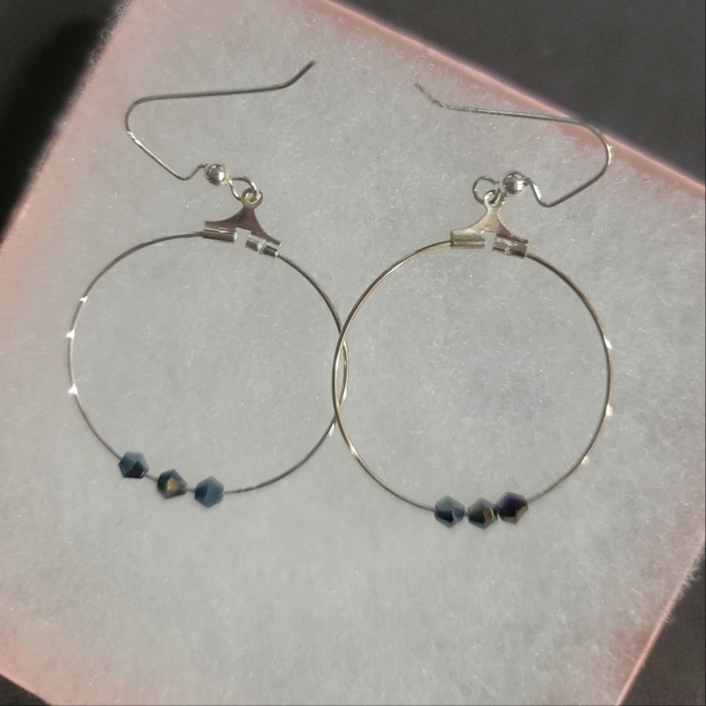 SWAROVSKI  AUSTRIAN CRYSTAL  BEAD  25 MM HOOP SILVER EARRINGS
